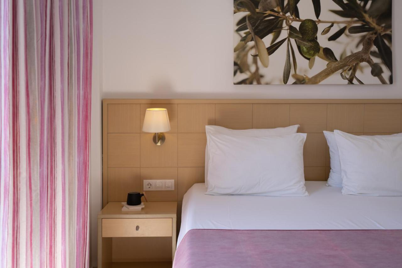 Hotel Sunshine Kamári Esterno foto